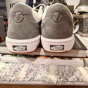 Vans Suede Gray and White Sneakers Men’s 9.5 size NWOB
